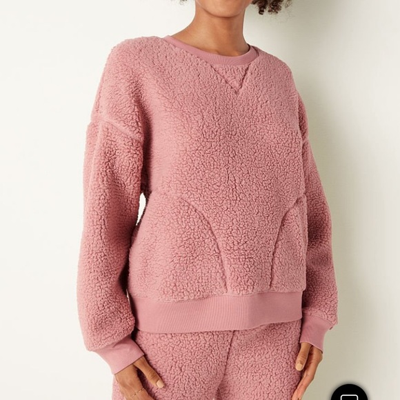 ⭐️ Victoria’s Secret PINK Sherpa Crew Sweatshirt in Damsel Pink EXTRA SMALL - Picture 2 of 16